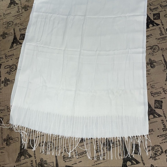 MIAKRAFTS NWT! Ivory Fringe Handmade Shawl Wrap Pashmina - Picture 5 of 7